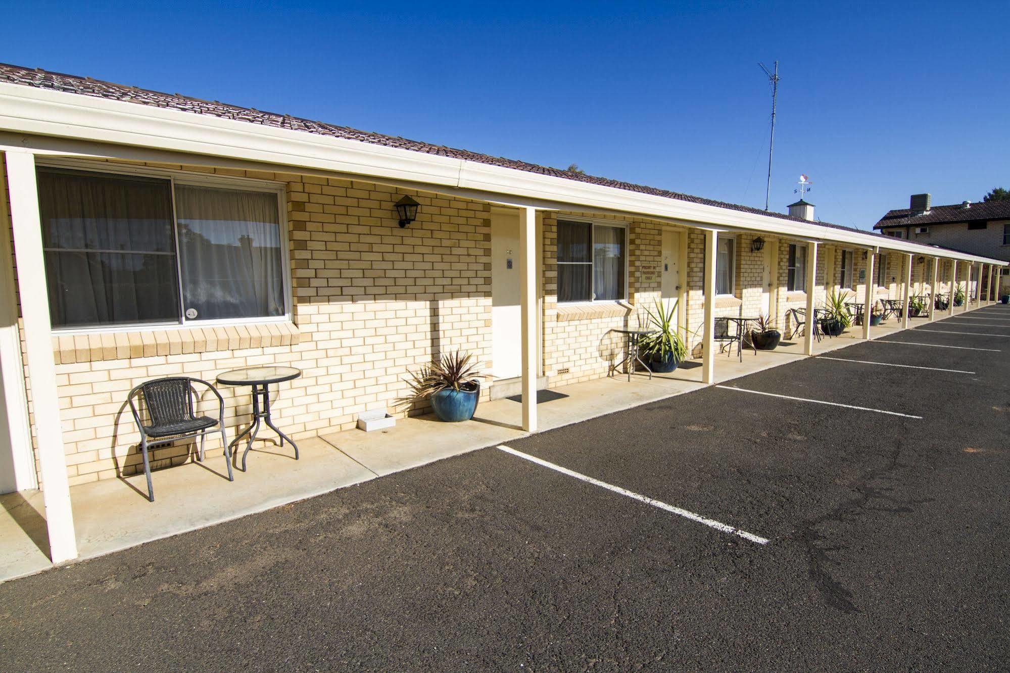Green Gables Motel Dubbo Eksteriør bilde