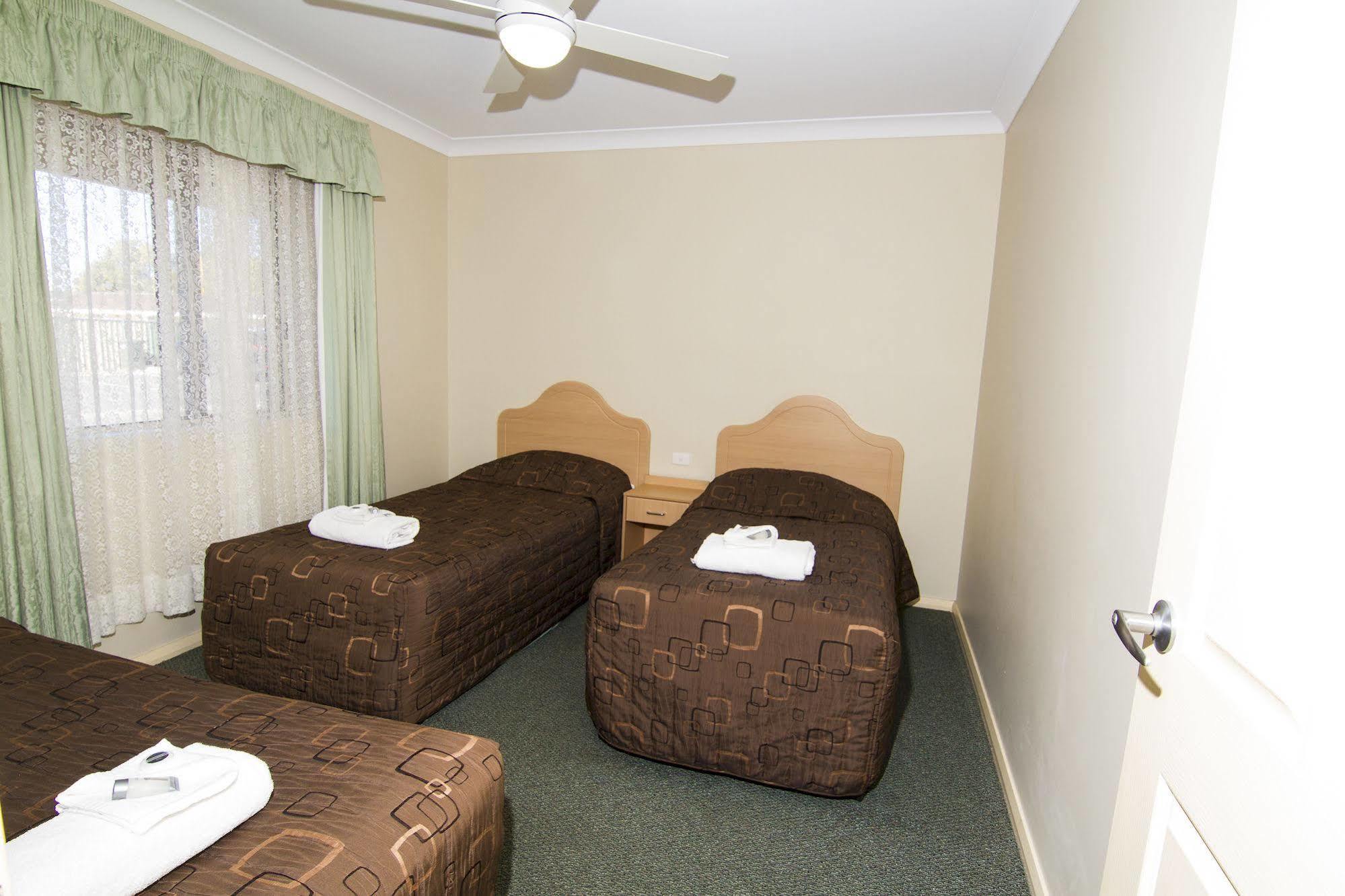 Green Gables Motel Dubbo Eksteriør bilde